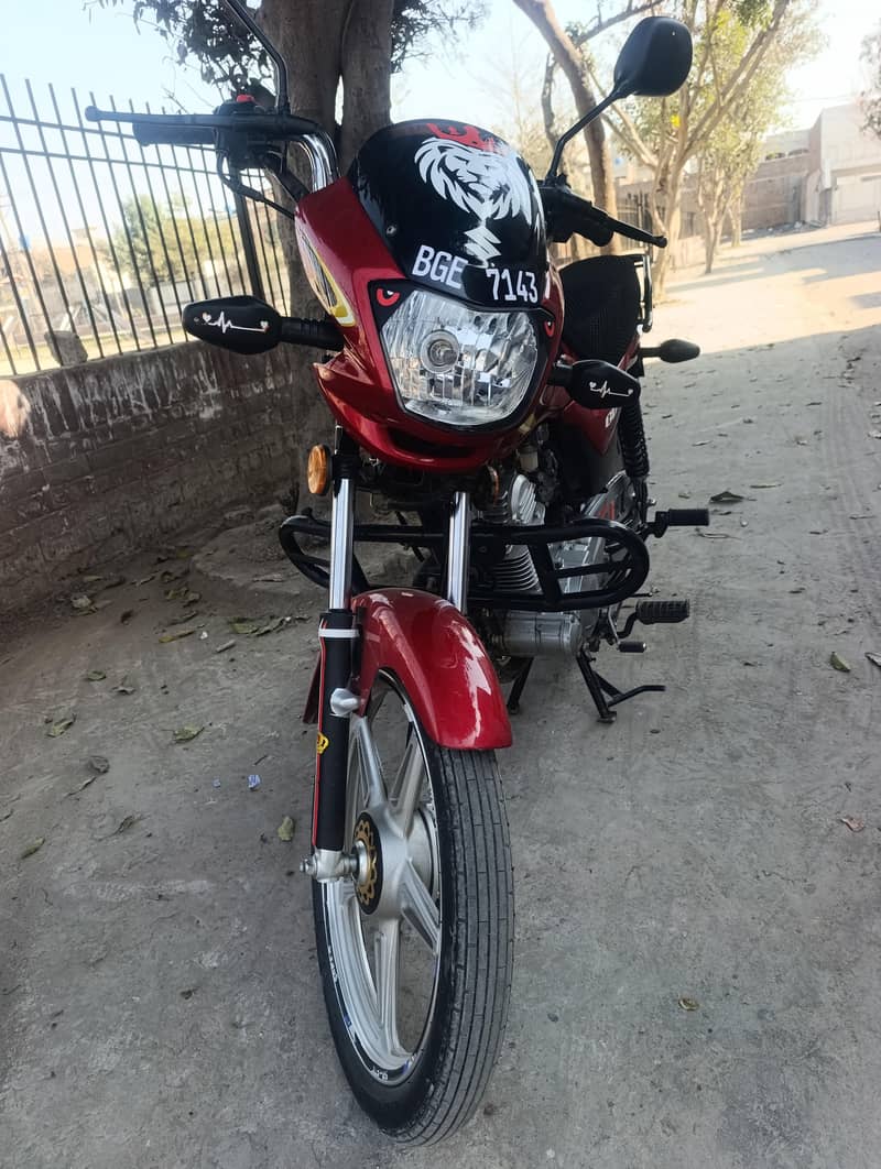 بالکل نیو ڈبہ پیک گاڑی ہے 3