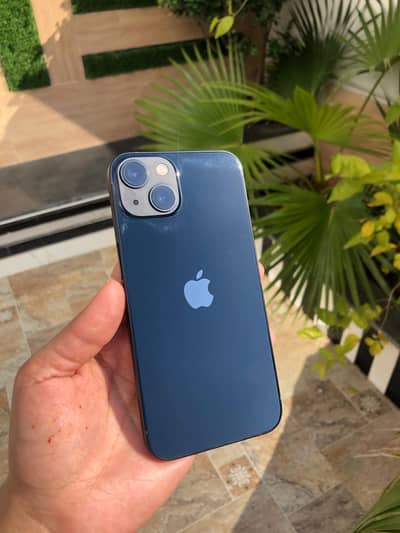 Iphone 13 jv in 10/9 condition