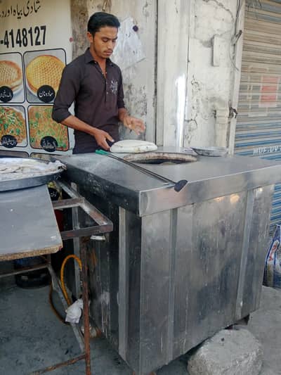 counter or aik tandoor achi condition me