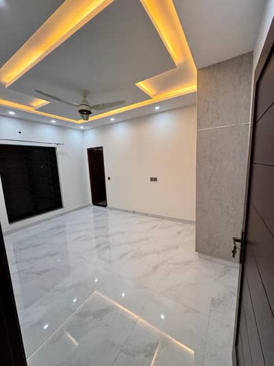 5 Marla Luxury Brand New House For Sale Near To Main Mosque Direct Owner Meeting