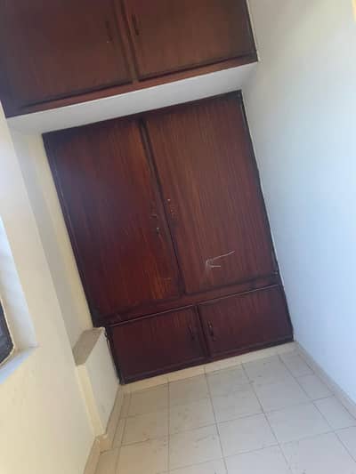 Allama Iqbal Town 3 Marla Lower Portion Available For Rent