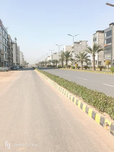 5 Marla Ideal Location Transfer Free Plot Available For Sale