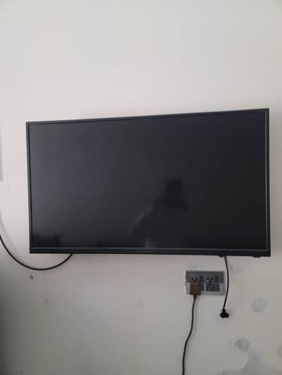 indroid tv China 44" condition 9/10
