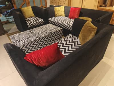 slightly used sofa set 3 2 1 seater