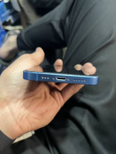 iPhone 13 blue 128 gb