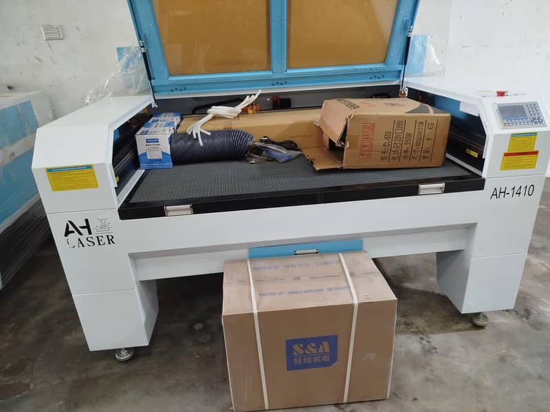 Laser cutting machine 6