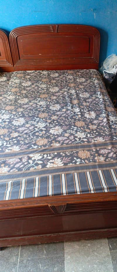 used single bed for sale just in 10k |good condition and pure wood