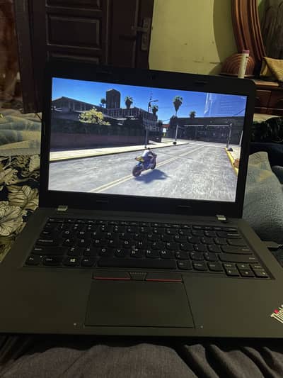 Lenovo E450  i3 5th Gen