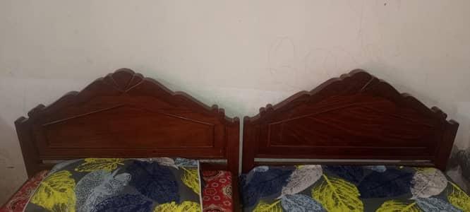 2 Single Bed With Mattress