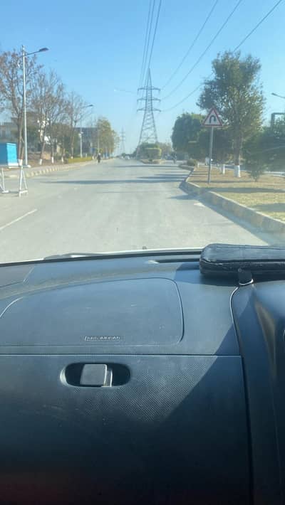 Larki Chaiyee New Start Office Ky Liyee