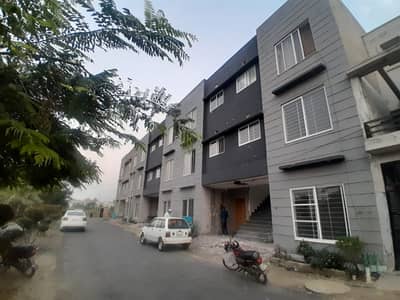 Palm Villas Flat For Sale Sized 3 Marla