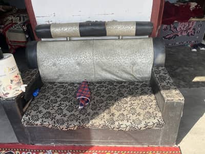 2 single seater. 1 double seat. 1 3 seater