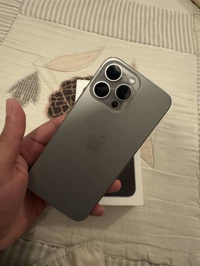 Iphone 15 pro max Factory Unlock