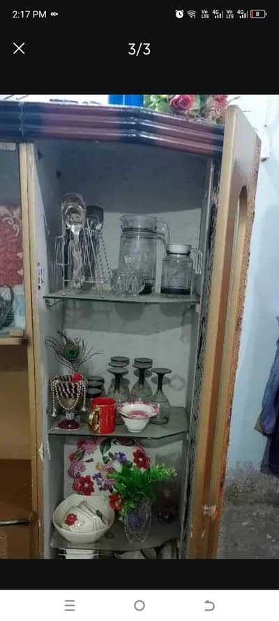 Wooden Showcase / Crockery Cabinet for Sale"