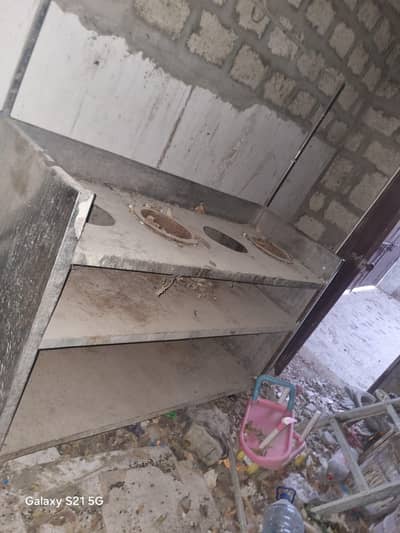 Stainless Steel Counter and Tandoor