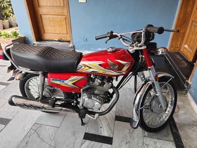 honda 125 motorcycle