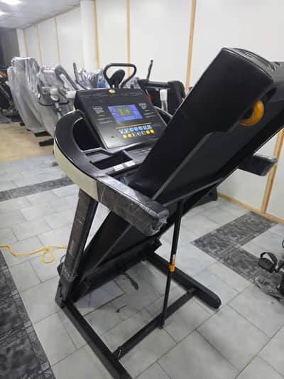 treadmills(0303 9574023)ellapticals. home gym. gym cycles. dumbles