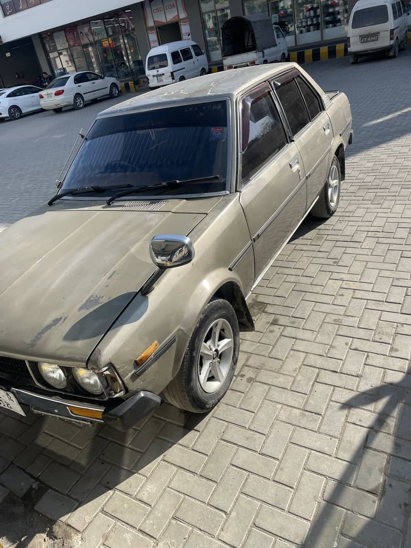 80 corolla 3