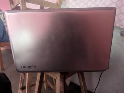 3 months use he bassss all okay 512 haddex 8 ram