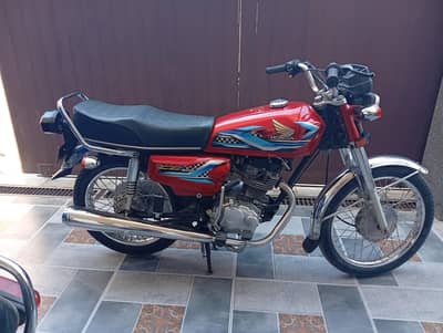 125 for sale 1lac 15000 03325511120