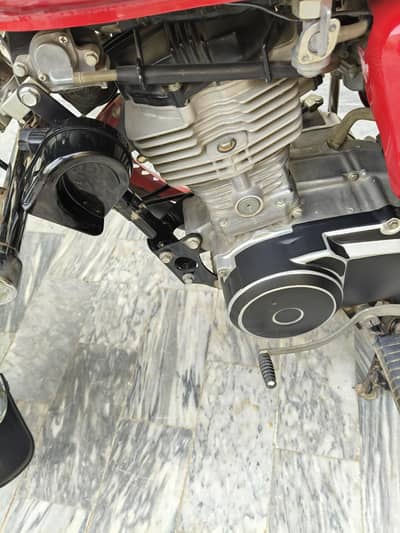 10by10 Condition 100% all ok  samundri mein Honda 125number03194271193