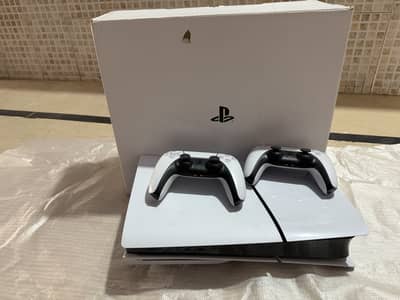 PS5 Slim Disc Version – Excellent Condition