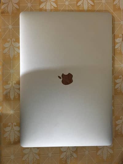 MacBook Pro 2017 – Good Condition – Price Negotiable