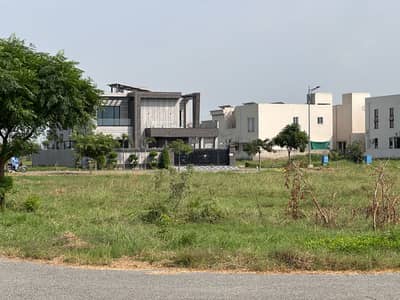 197 + 198-D, FOUR-KANAL RESIDENTIAL PLOT AVAILABLE FOR SALE