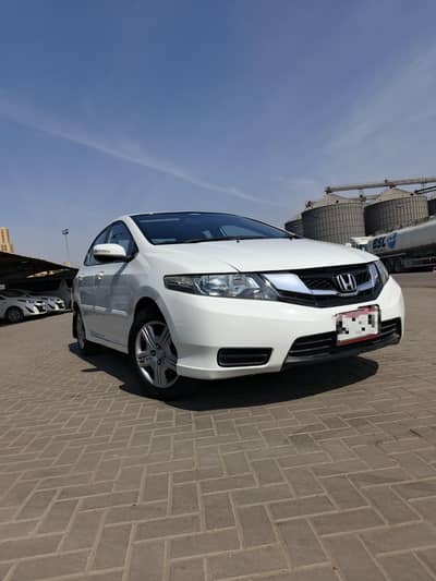 Honda City 2018 1.3 prosmatec white Karachi urgent sale