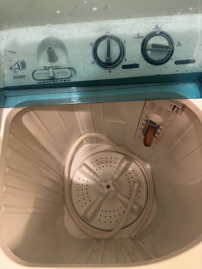 Washer & dryer