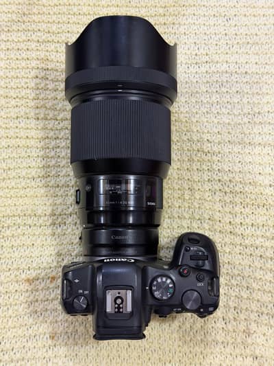 Sigma 85mm 1.4 lens 10 by 10