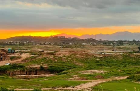 Prime Investment Opportunity  10Marla Plot With Huge Extra Land