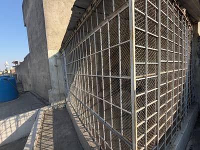 birds shed solid iron for sale