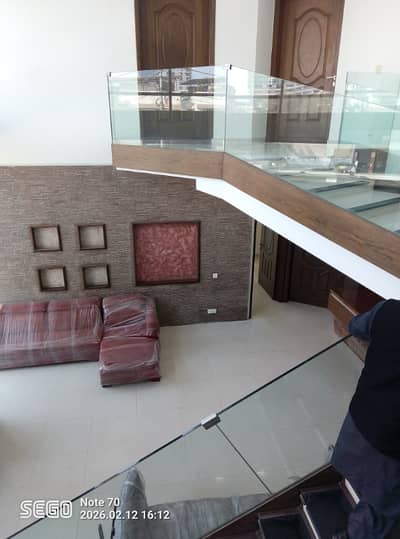 Semi furnished Bungalow for commercial rent