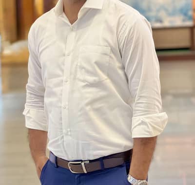 White dress shirt