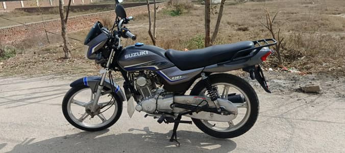 suzuki Gd 110s Fazool log dur rahyn