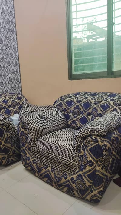 7 Seater Sofa Set -  Excellent condition - Urgent sale