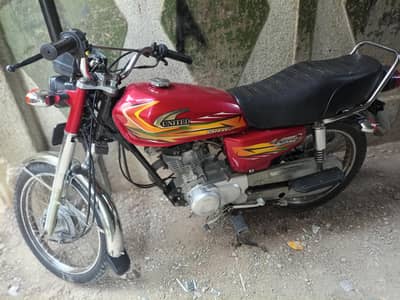 2021 model 1st owner   bike orginal