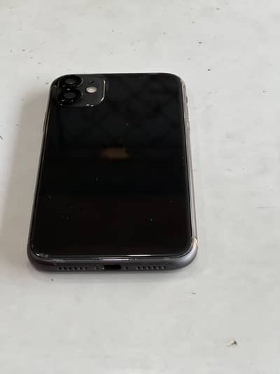 I phone 11 87 battery 64gb all ok lush condition