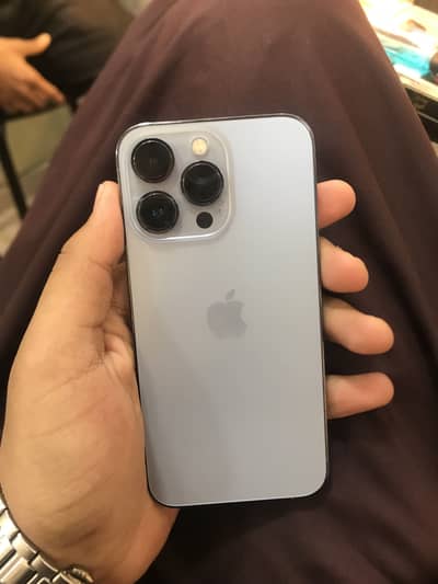 iPhone 13 Pro | 256GB | 96% Battery Health | JV