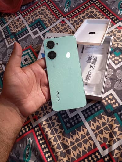 vivo y03t 4gb or 64gb