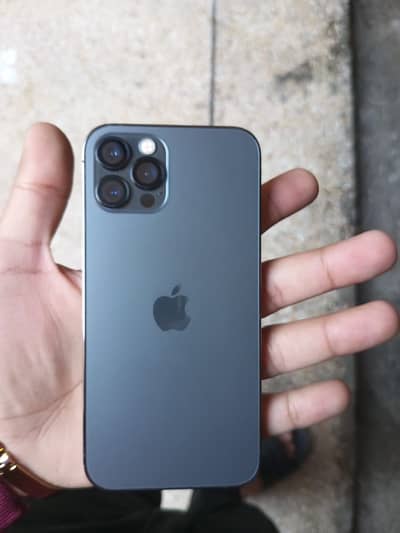 Ip 12pro new condition with charger