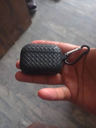 pro 2 earbuds beat sound with cover