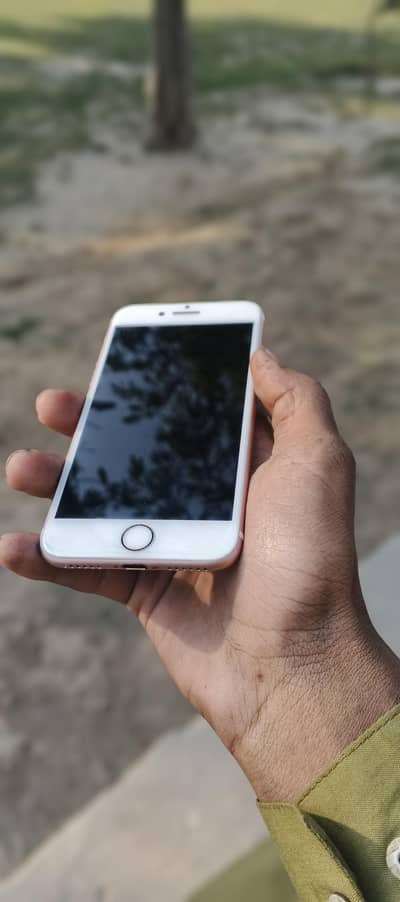 iPhone 7 good condition32 GB memory only cash no exchange
