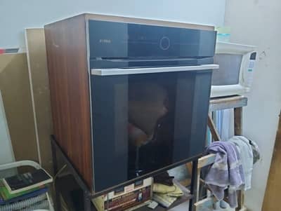 BUILT IN ELECTRIC OVEN