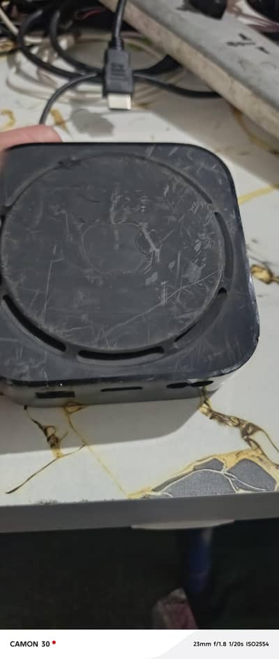 Apple tv box 4k model a1842 64gb