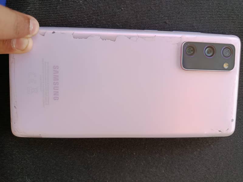 8/128.    ( 4500 mah battery) 0