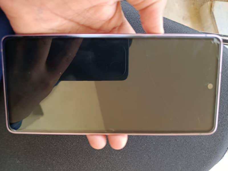 8/128.    ( 4500 mah battery) 1