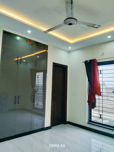 5 Marla flat for Rent, Block-A edenabad society lahore