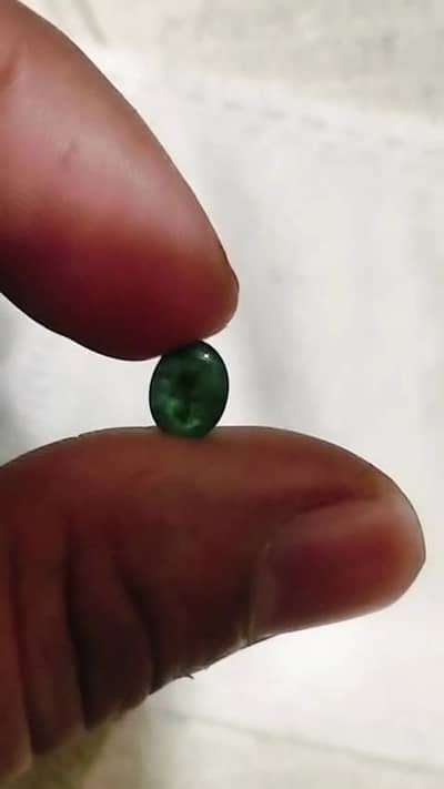 Beautiful Emerald Zumurd Gemstone for sale